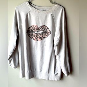 Cheetah Lips - over sized sweatshirt